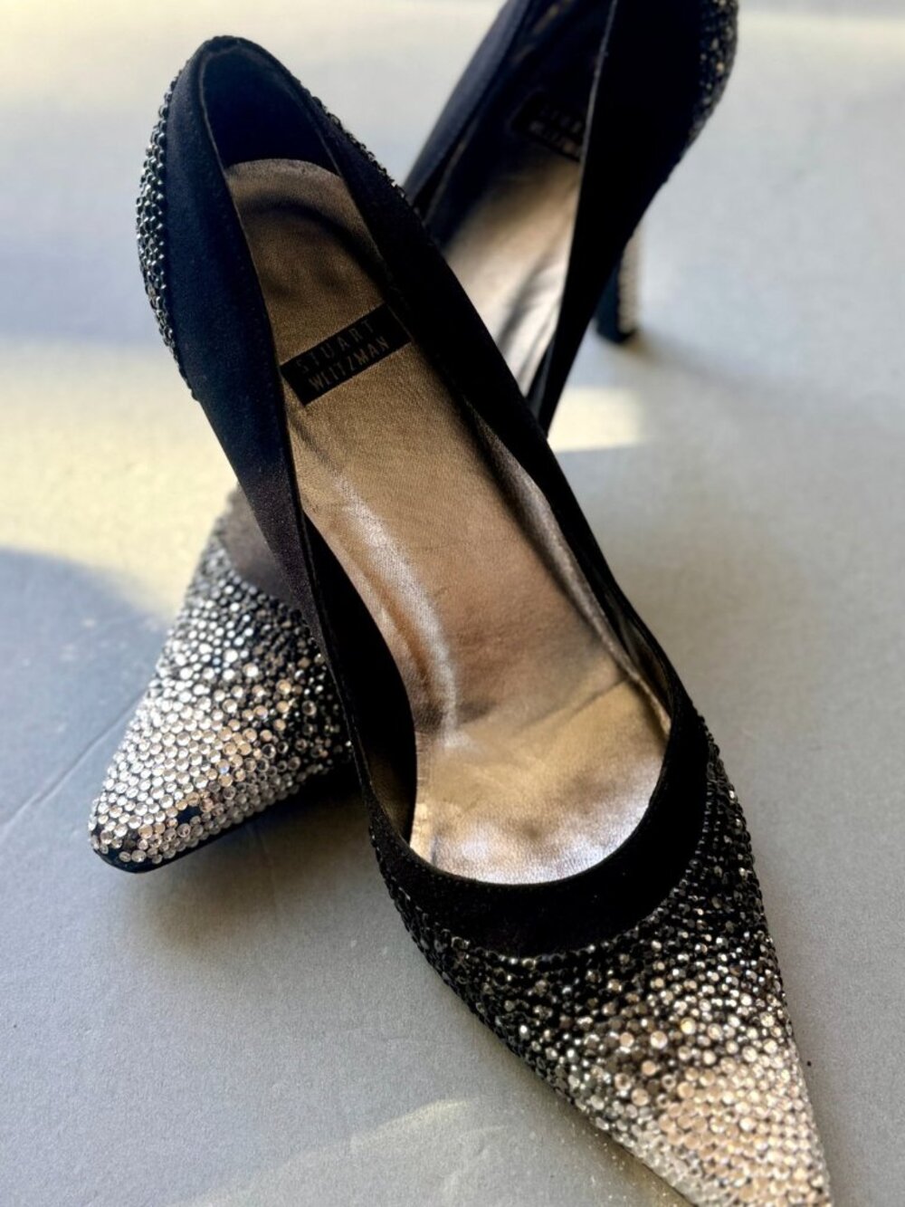 Stuart Weitzman Vintage Black Satin Ombre Crystal Pointed Stiletto Pump Size 7